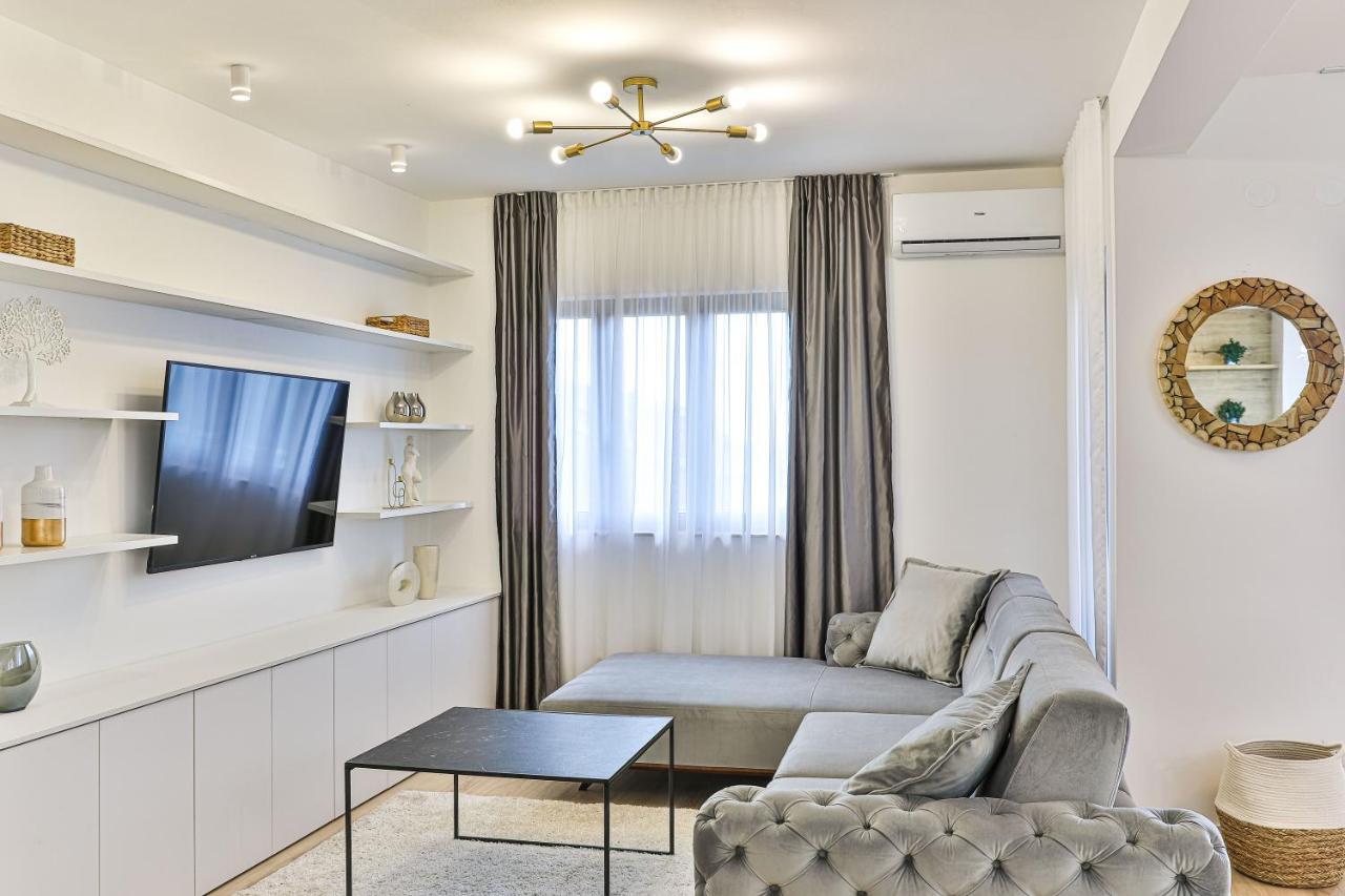 Apartmani Ana Kastela Bagian luar foto