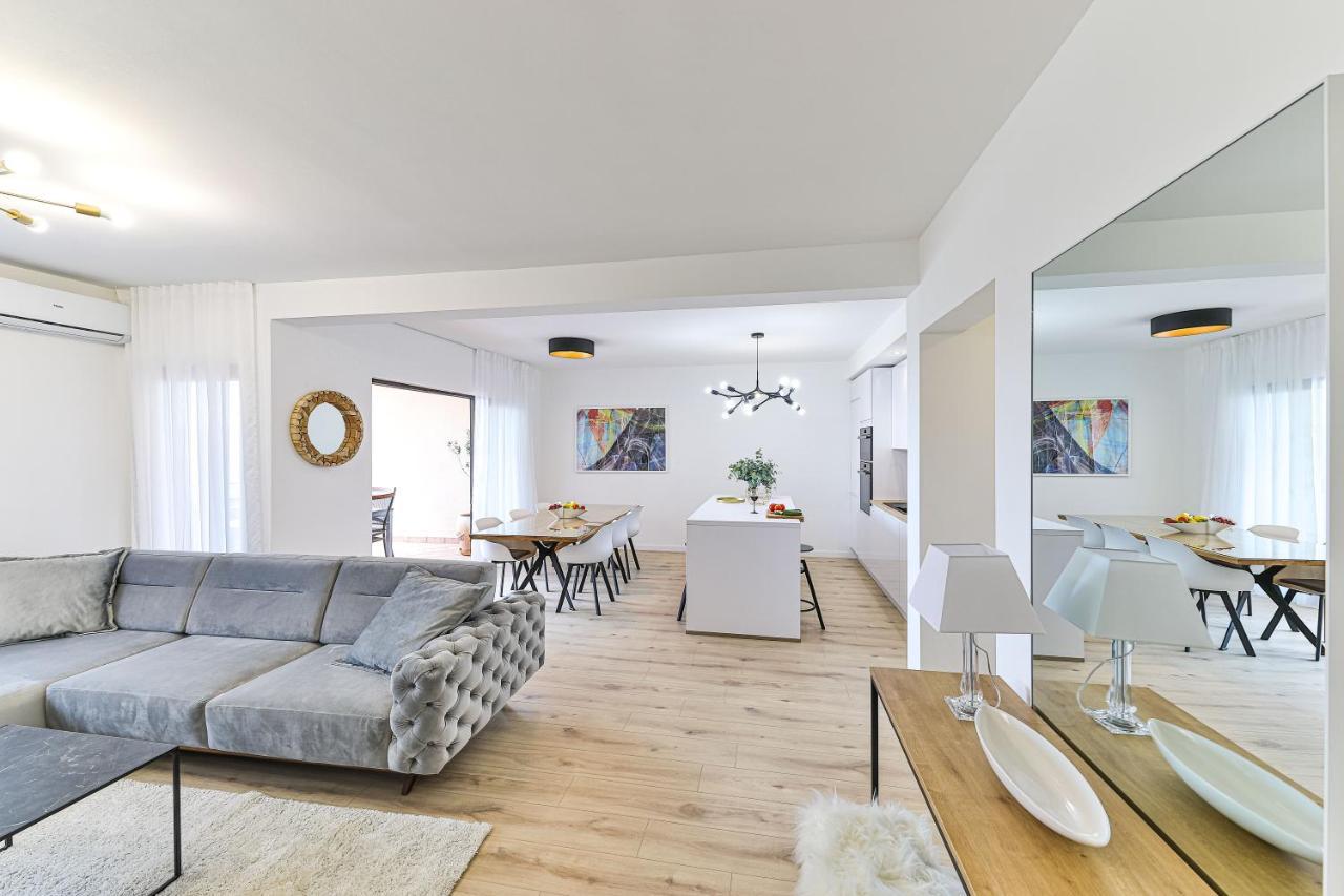 Apartmani Ana Kastela Bagian luar foto