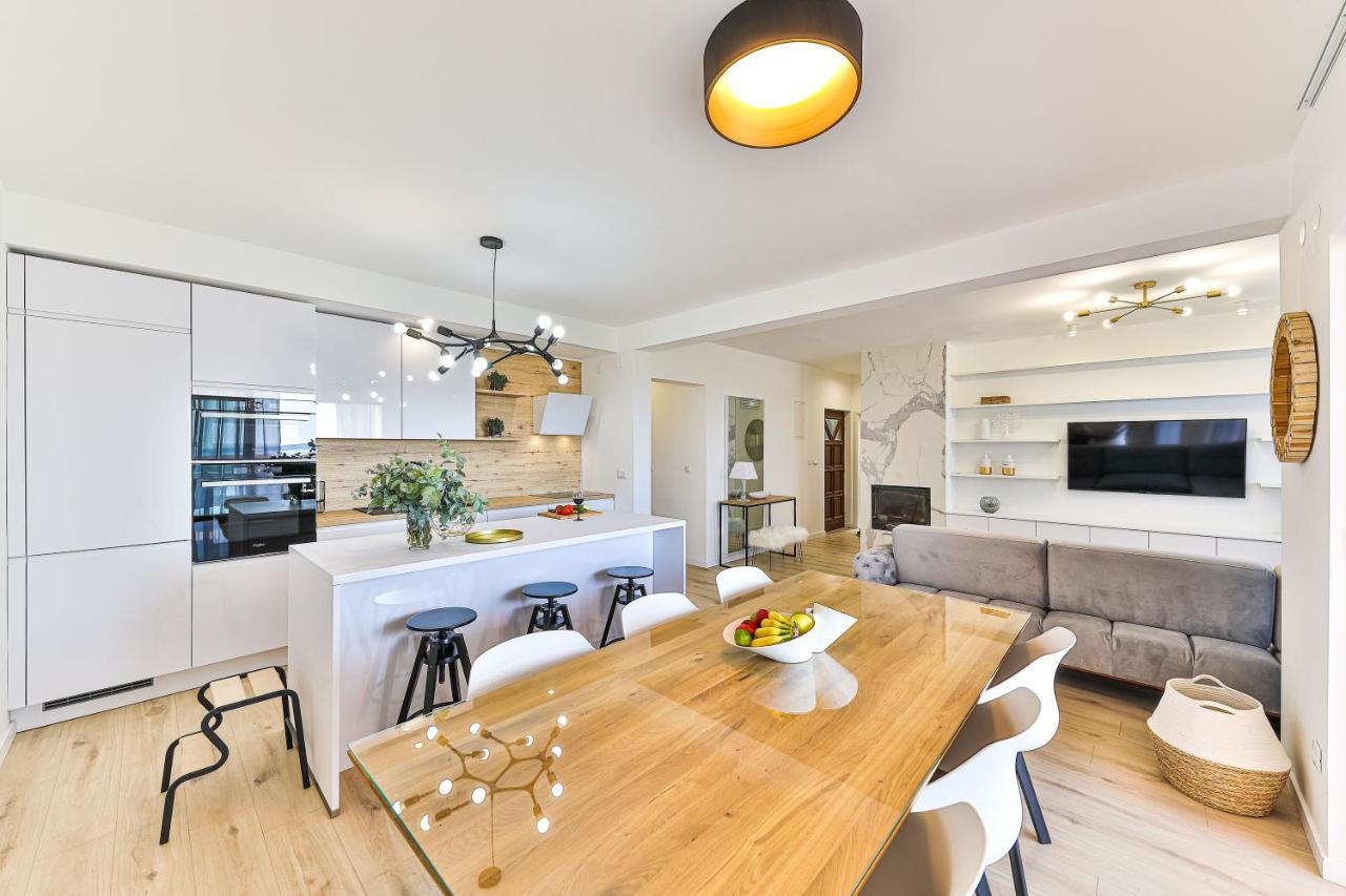 Apartmani Ana Kastela Bagian luar foto