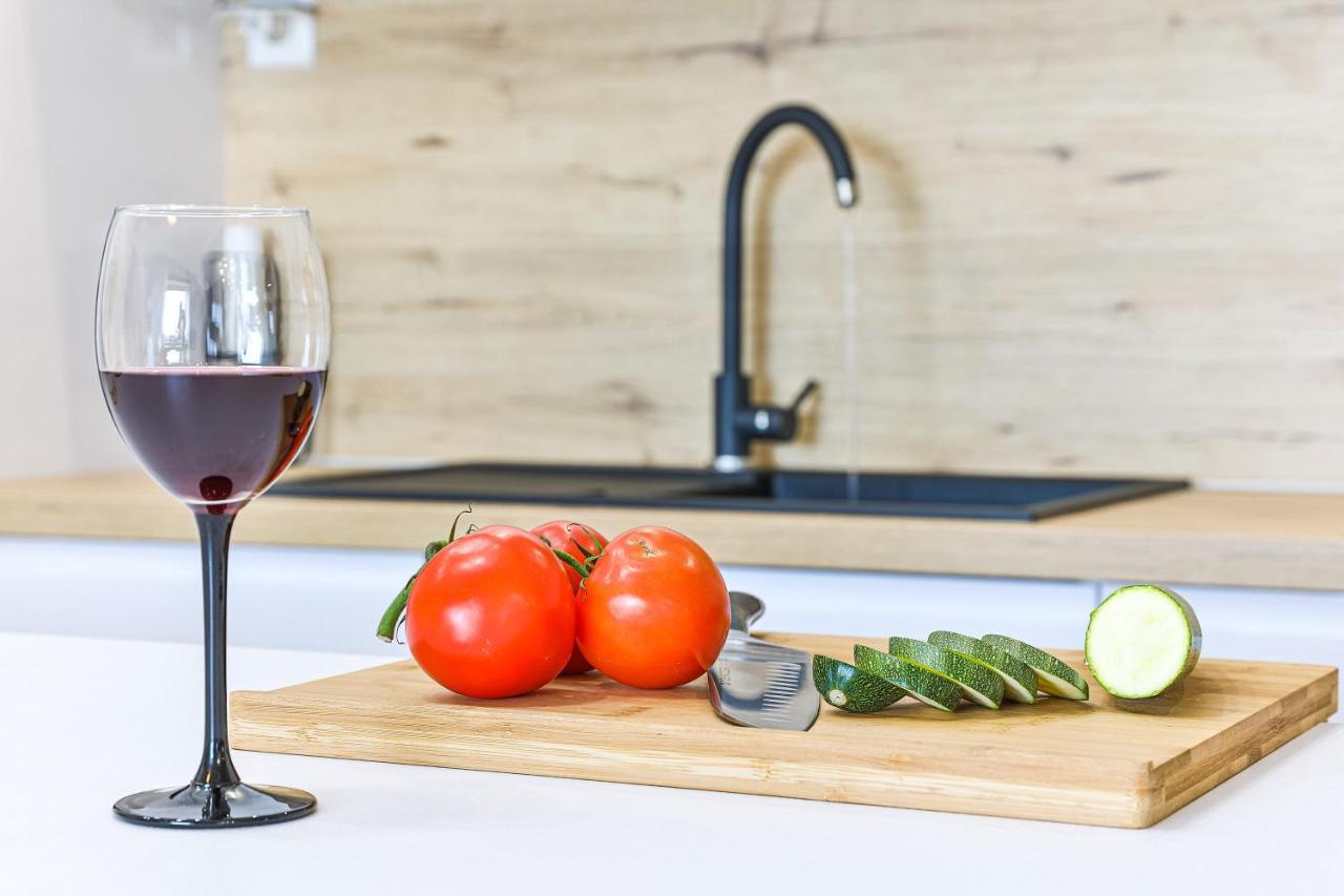 Apartmani Ana Kastela Bagian luar foto