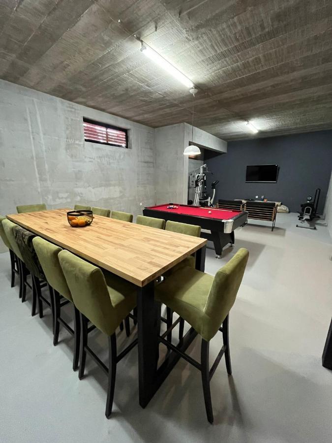 Apartmani Ana Kastela Bagian luar foto