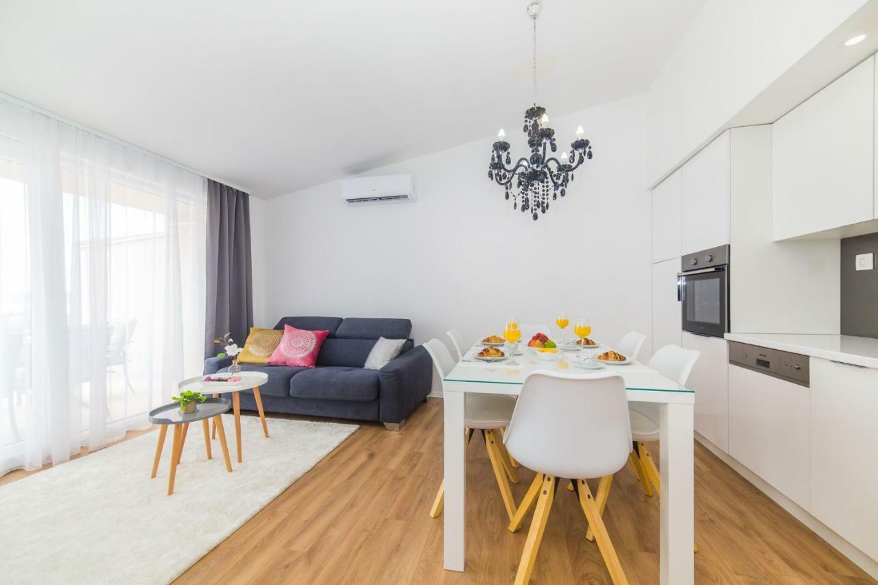 Apartmani Ana Kastela Bagian luar foto
