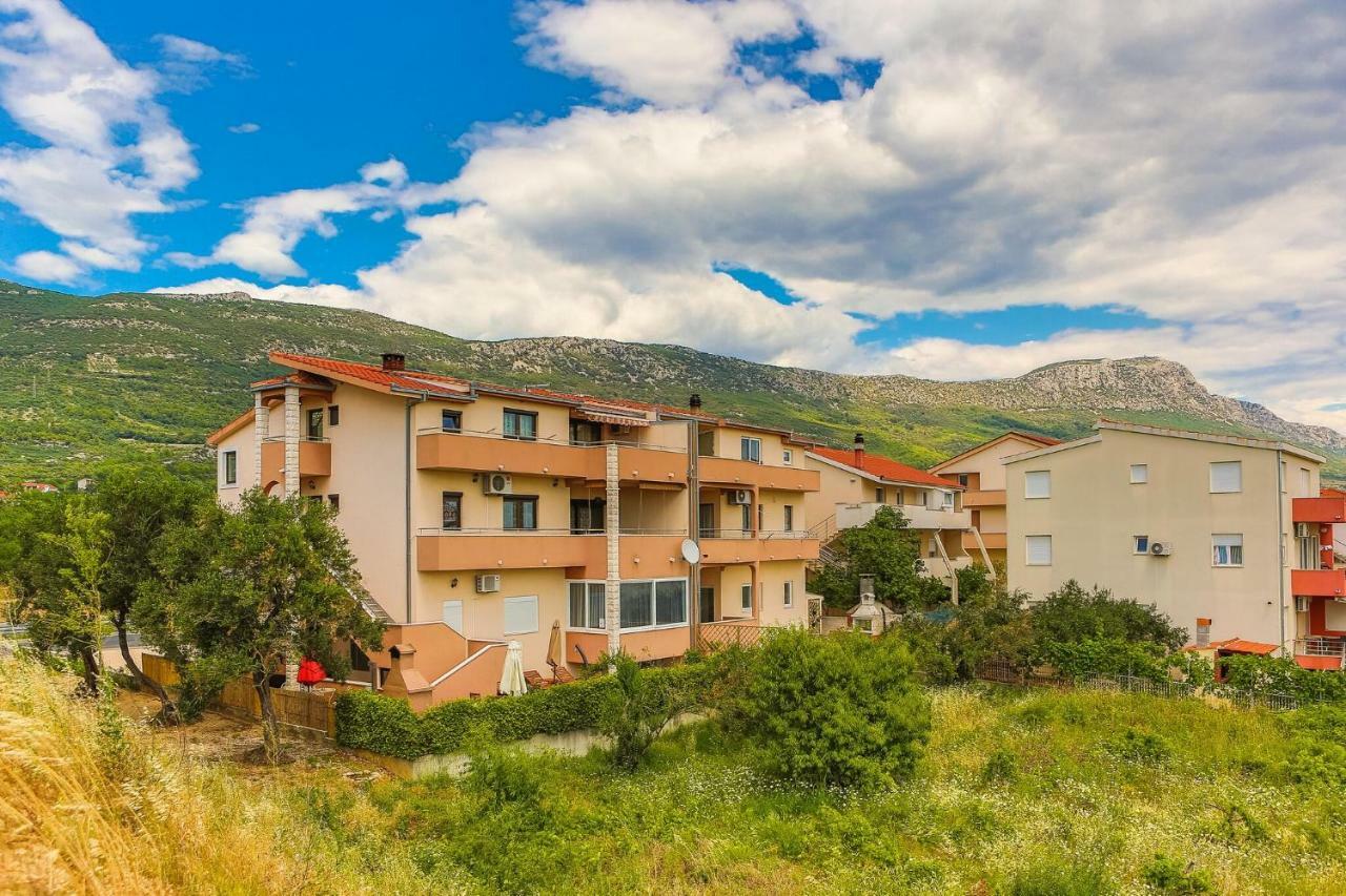 Apartmani Ana Kastela Bagian luar foto