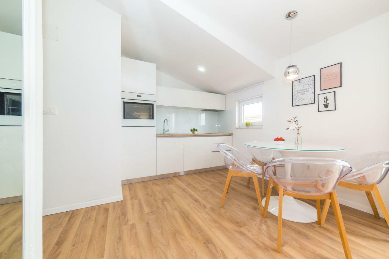 Apartmani Ana Kastela Bagian luar foto
